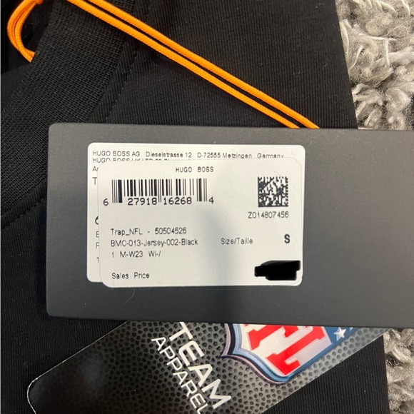 Hugo Boss x NFL NY Giant T-Shirt - Sz Small - Picture 2 of 4